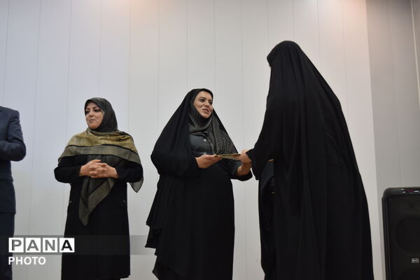 تقدیر از راویان کوچک اتفاقات بزرگ