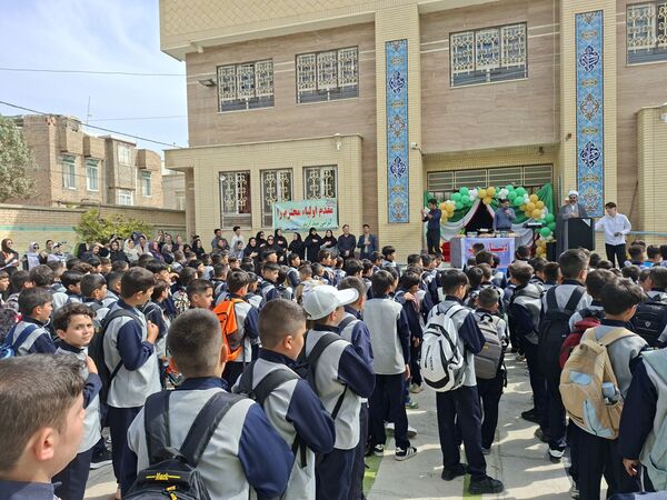 آغاز سال تحصیلی در آشخانه