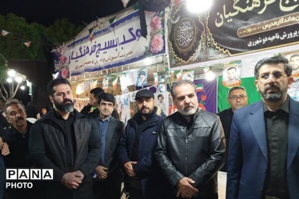 سوگواره چهلمین روز شهادت دانش آموزان ناحیه دو شهرری و مدرسه شجره طیبه در میدان نماز شهرری 