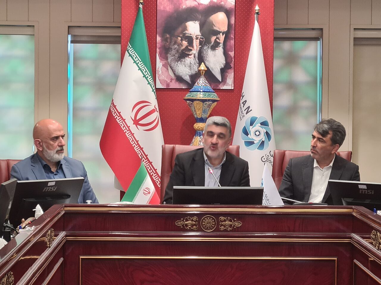 پیشنهاد رییس سازمان بورس برای تشکیل صندوق‌های بازسازی و احیای واحدها