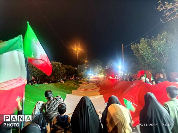 هفتاد و سومین شب از رژه ماشینی در بلوار فضل نیشابور 