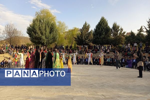 جشن نوروزگاه در پارک ساحلی یاسوج 