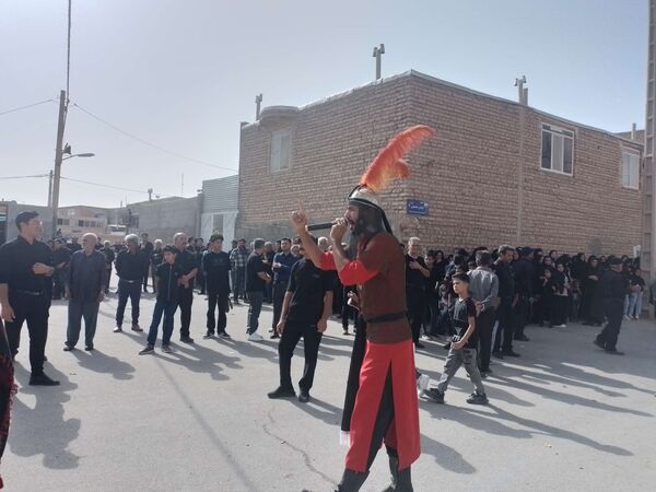 تعزیه‌خوانی اباعبدالله الحسین در روز عاشورای حسینی در روستای نقاب