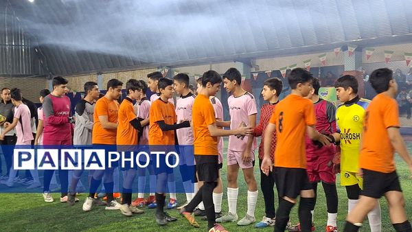 افتتاحیه استانی مسابقات ورزشی «جام اقتدار» یادواره شهدای دانش‌آموز جنگ ۱۲ روزه در آموزش‌وپرورش ناحیه ۴ کرج