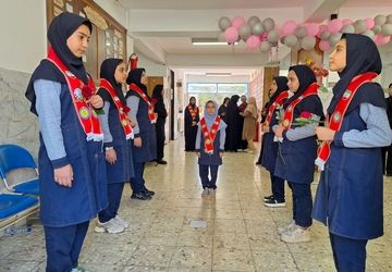 ارزیابی بازرسان کشوری از فعالیت‎‌‌های تشکیلاتی پیشتازان دبستان فرهنگیان ناحیه ۶