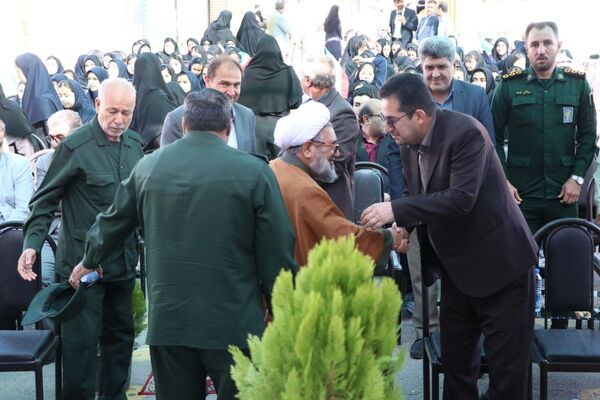 جشن باشکوه «جوانه‌های هفتم» در مدرسه دخترانه نجابت آشخانه