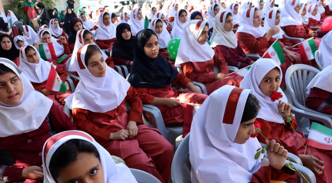 شکفتن لاله‌های دانش در دبستان حضرت رقیه کوهدشت؛ آغاز سال تحصیلی با شمیم ایثار و مقاومت