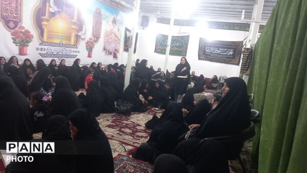 اجتماع عاشقان حسینی در شب اربعین در حسینیه امام رضا(ع)