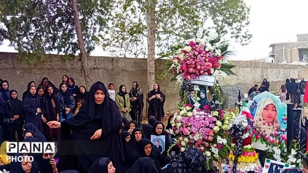 مراسم گرامیداشت چهلمین روز شهادت شهیده یکتا امیریان و همسر گرامی‌شان دانشمند شهید محمدرضا کیا