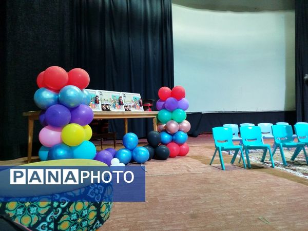 جشن باشکوه فارغ‌ التحصیلی نوگلان رنگین کمان کاشمر