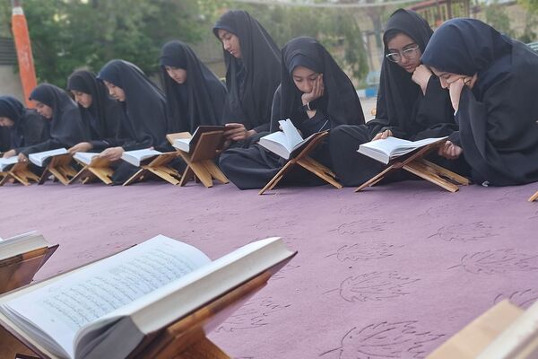 مهمانی فرشتگان بر خوان گسترده ضیافت الله در واپسین لحظات ملکوت