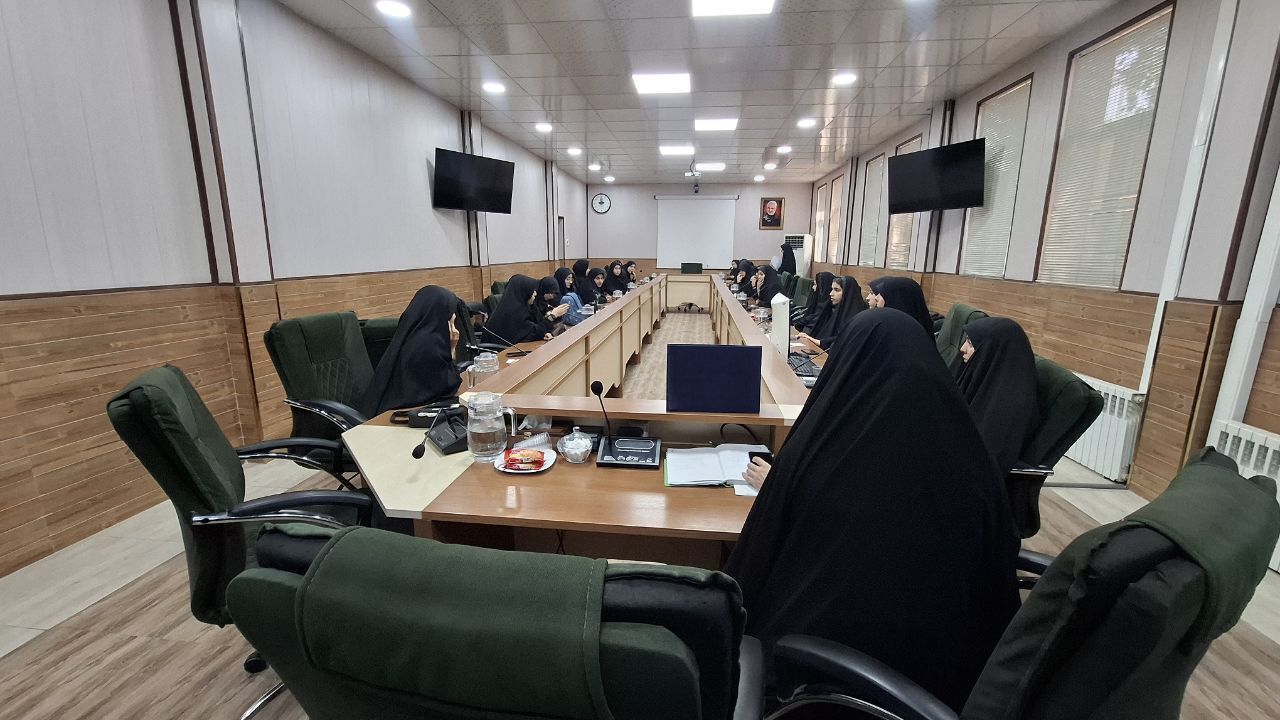 پیشتازان خدمتگزار زائران امام شهید