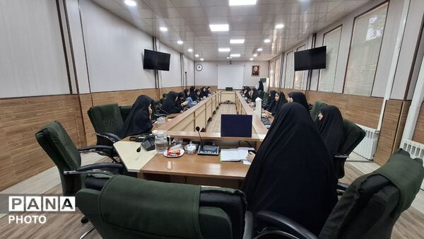 پیشتازان خدمتگزار زائران امام شهید