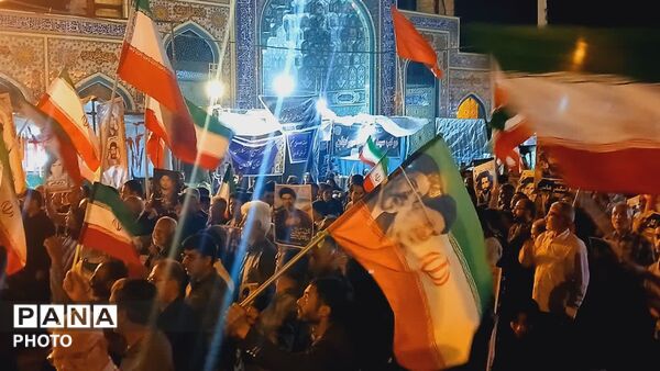 رژه باشکوه جان‌فدایان کازرونی