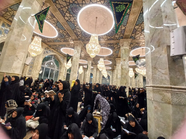 مراسم احیا شب بیست و یکم ماه رمضان در مسجد اعظم قم