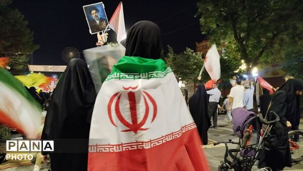 مسجد جامع؛ میعادگاهِ شبانه