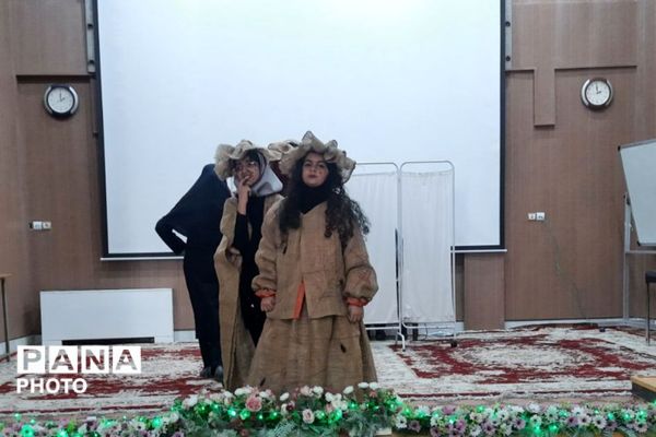 چهل و چهارمین جشنواه فرهنگی و هنری در رشته هنرهای نمایشی در نیشابور