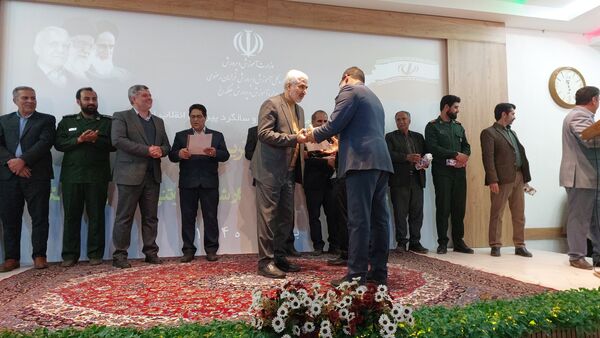 جشن ستارگان، دانش آموزان جلگه رخ خوش درخشیدند