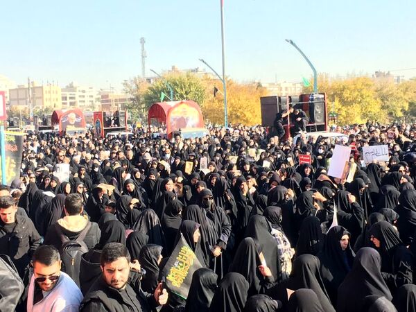 اجتماع بزرگ عزاداران حضرت زهرا(س) همزمان با تشییع شهیدان گمنام دفاع مقدس