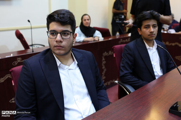 آیین تجلیل از جوانان افتخار آفرین المپیاد علمی جهانی ٢٠٢۶