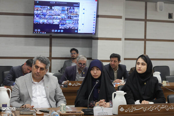 نشست اختتامیه دوازدهمین دوره مجلس دانش‌آموزی