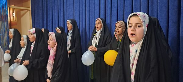 مراسم ولادت حضرت زهرا (س) و بزرگداشت روز مادر در منطقه زرین آباد