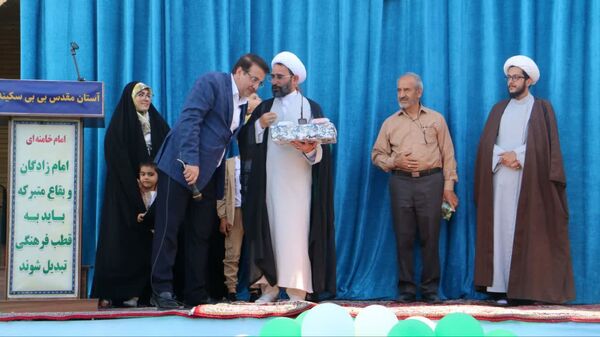 برگزاری جشن سادات غدیری در آستان مقدس امامزاده بی‌بی‌سکینه صفادشت