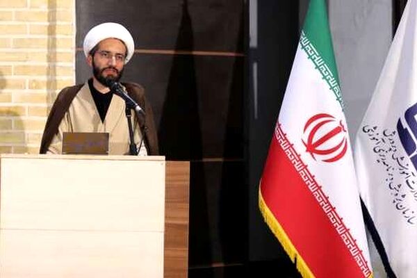 تولید منابع آموزشی متناسب با نیازهای روز و ارتقای کیفیت آموزش هنر در مدارس