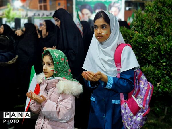 میدان ۲۲ بهمن گلوگاه، میعادگاه پیمان با ایران