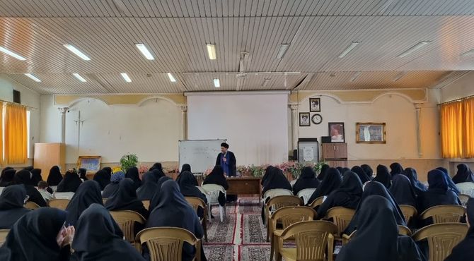 دوره ضمن خدمت نماز ویژه فرهنگیان ناحیه۴ اصفهان 