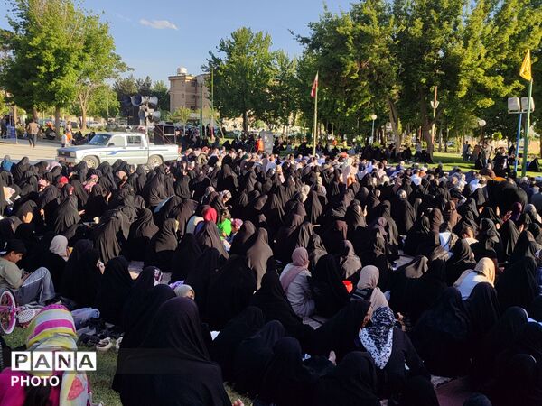 دعای پر فیض عرفه و مناجات عاشقانه امام حسین«؏» در آستان مقدس حضرت حقوق نبی«؏»