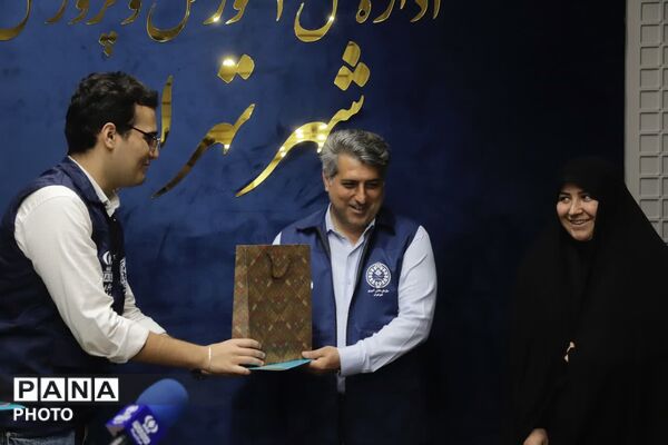 تقدیر از خبرنگاران برگزیده پانا در پایتخت