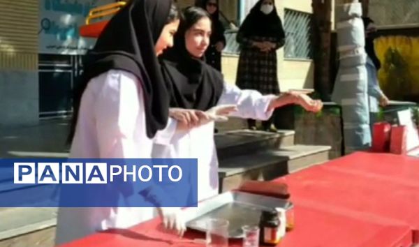 جشن روز آزمایشگاه در دبیرستان شهید مرادعلی امینی و هنرستان کیمیا