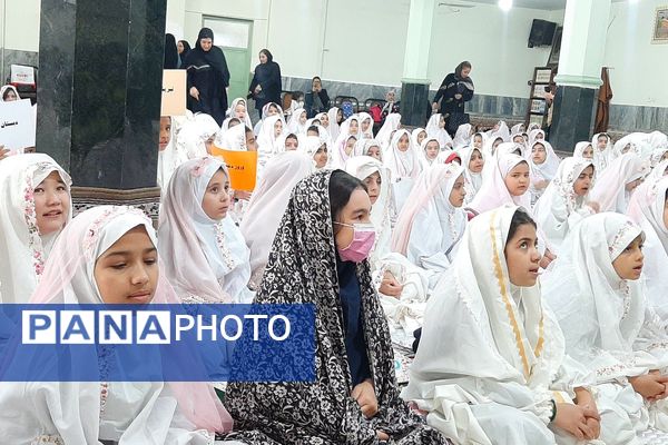 برپایی جشن عبادت و بندگی در مسجد ناحیه 2 بهارستان