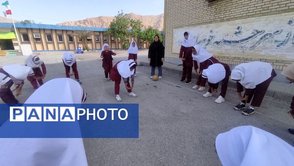 زنگ مهر در مدرسه استقلال نواخته شد