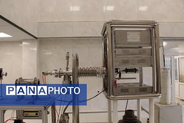 اهدا دستگاه شتابگر الکترونی به دانشگاه یزد