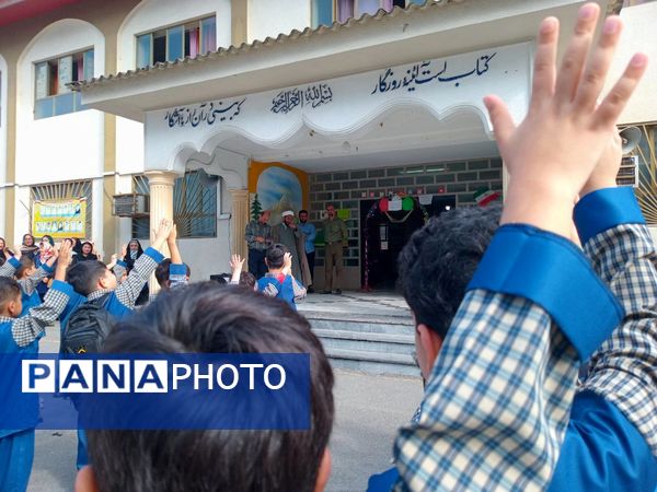  جشن شکوفه‌ها در دبستان شهید فردکاردل آمل