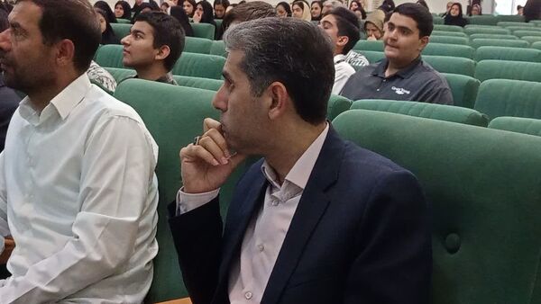 همایش نردبان موفقیت در کاشمر 