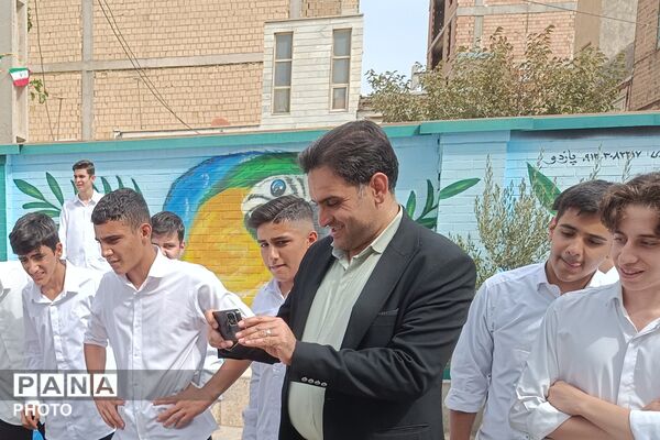 رقابت پرهیجان طناب‌کشی در بهارستان دو