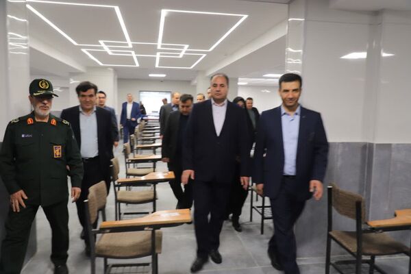آیین بهره‌برداری از پروژه‌های عمرانی مرکز آموزشی استعدادهای درخشان شهید مدنی تبریز