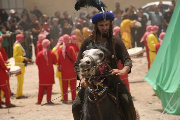 مراسم خیمه سوزی هیات «خیام الحسین» در قم