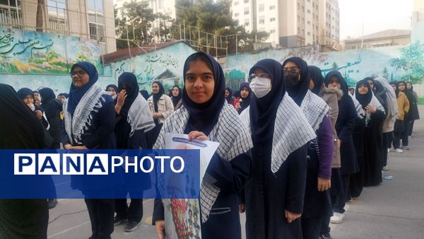 زنگ انقلاب در دبیرستان شاهد تکتم نواخته شد