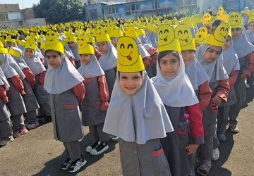 آئین افتتاحیه هفته بهداشت روان به میزبانی دبستان هاشمی رفسنجانی شهرستان قرچک 