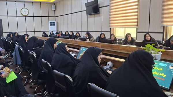 دوره توانمند سازی مدیران مدارس دخترانه شبانه روزی استان خراسان رضوی
