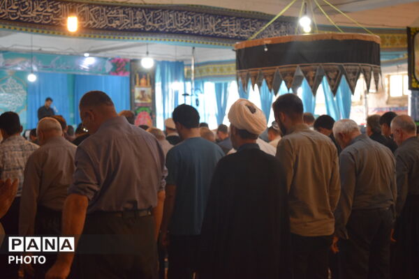 فارسان در عطر معنویت نماز جمعه 