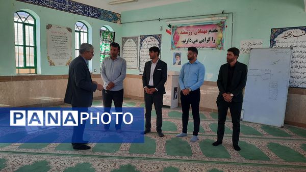 کارگاه توانمندسازی مربیان پرورشی در لوداب 