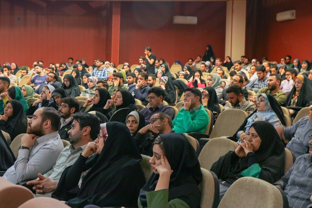 دورهمی متاهلین با حضور استاد انوشه