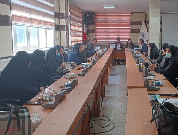 جلسه هم‌اندیشی معاونان و مربیان پرورشی و فرهنگی شهرستان فیروزکوه