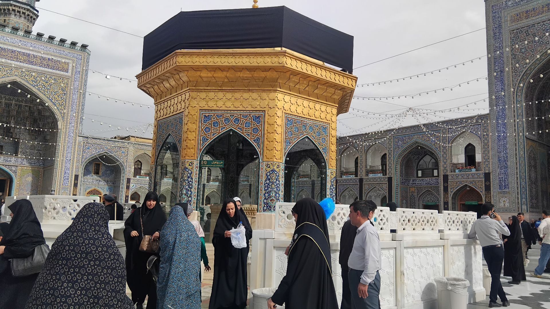 آب زلال سقاخانه، غبار خستگی از دل‌ها می‌شوید