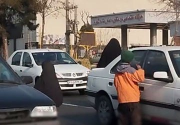 معضل کودکان کار در جامعه اصولی بررسی شود